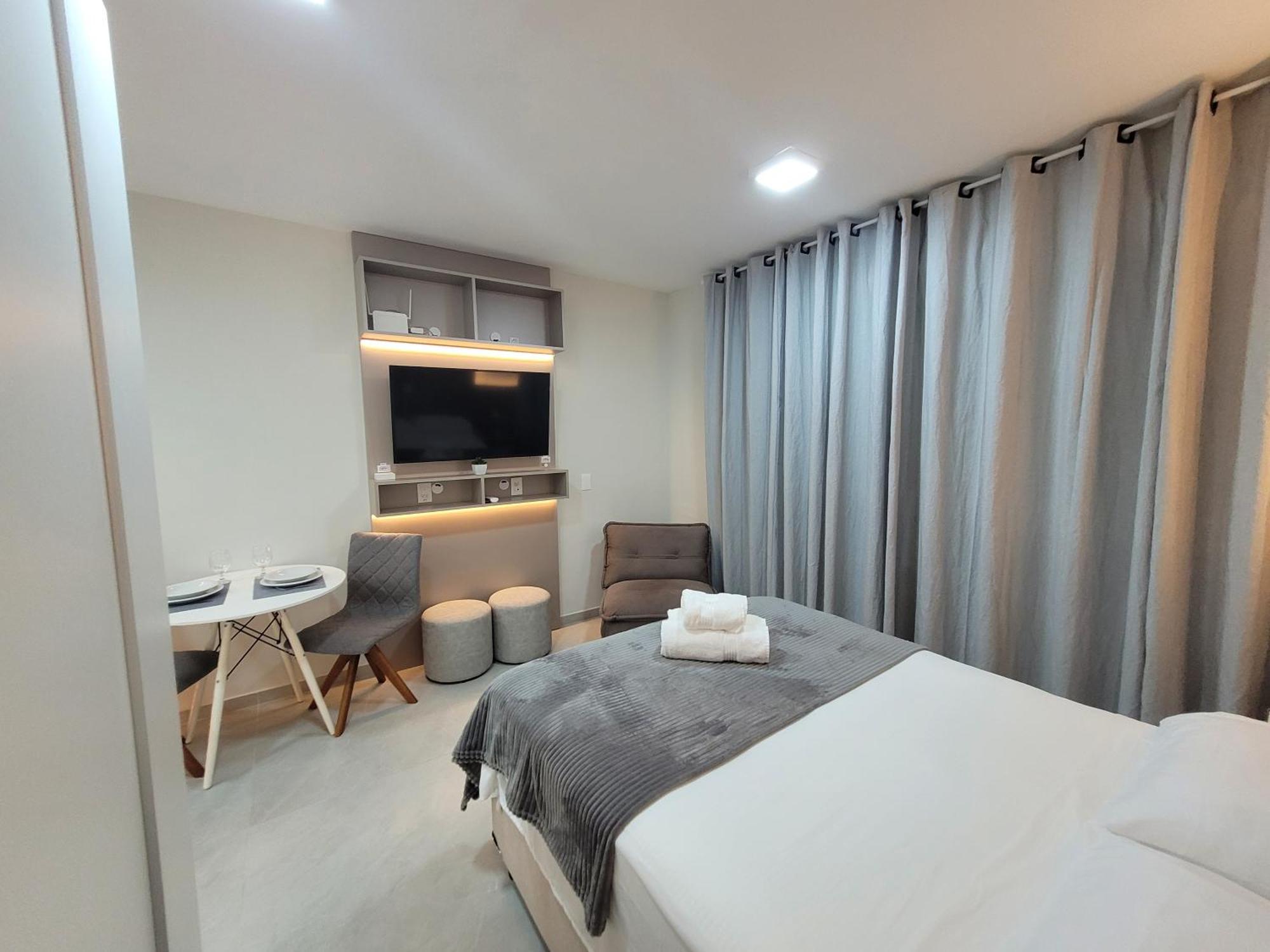 Studio Lux Ao Lado Da Puc Com Netflix Porto Alegre Exterior photo